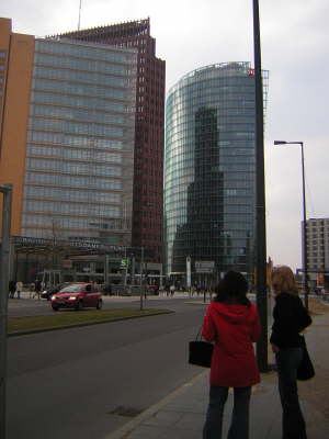 Potsdamer Platz mit Franzi und Lena