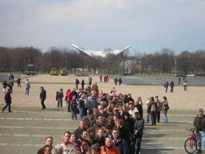 Reichstag_Schlange